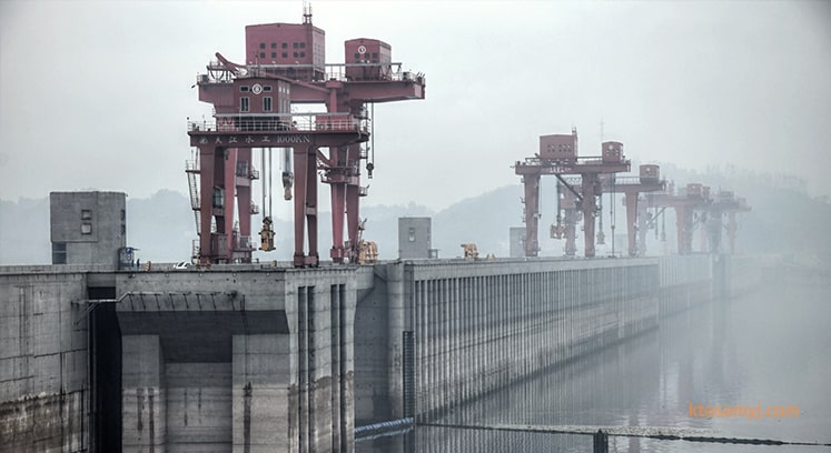 Фото наибольшей гидроэлектростанции станции на планете