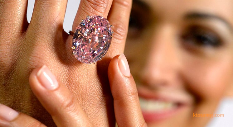 Фото самого дорогого бриллианта в мире